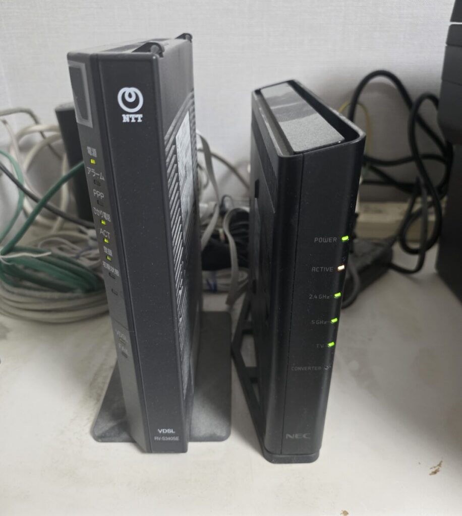 原因は同一ネットワーク内でのルーターによる機器認識の不具合であることが判明
