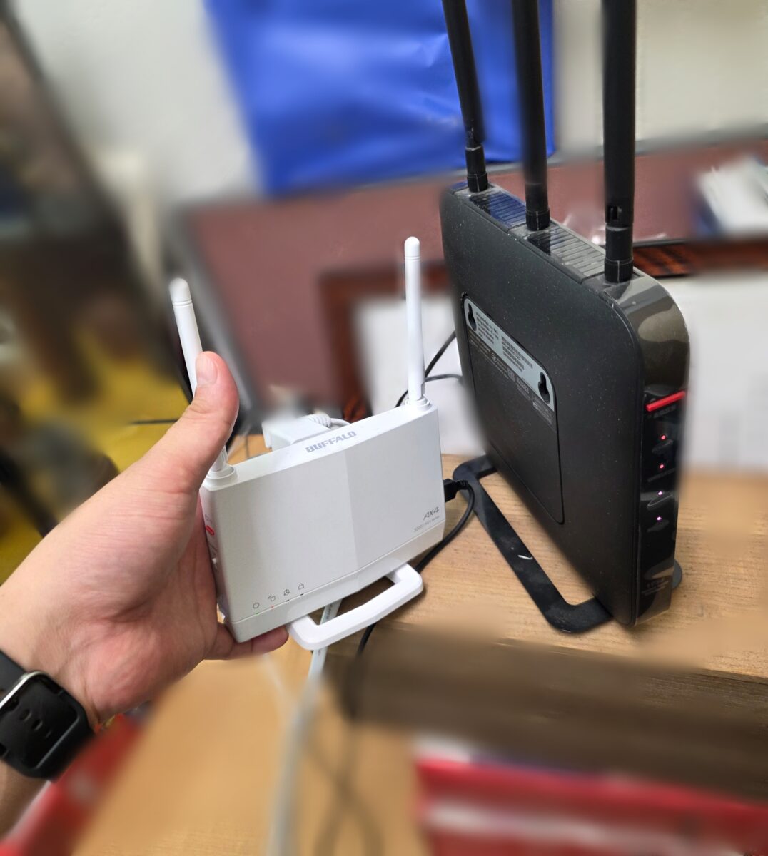 【文京区小石川】「コンクリート壁のせいでWi-Fiが届かない…」買ってきた中継器の設定を30分で解決！サクサク動画を楽しめるメッシュWi-Fi構築事例
