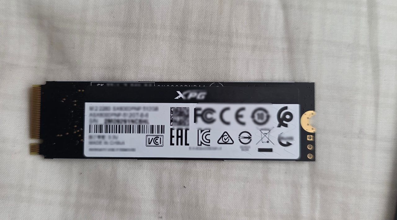 XPG製の1TB M.2 NVMe SSD