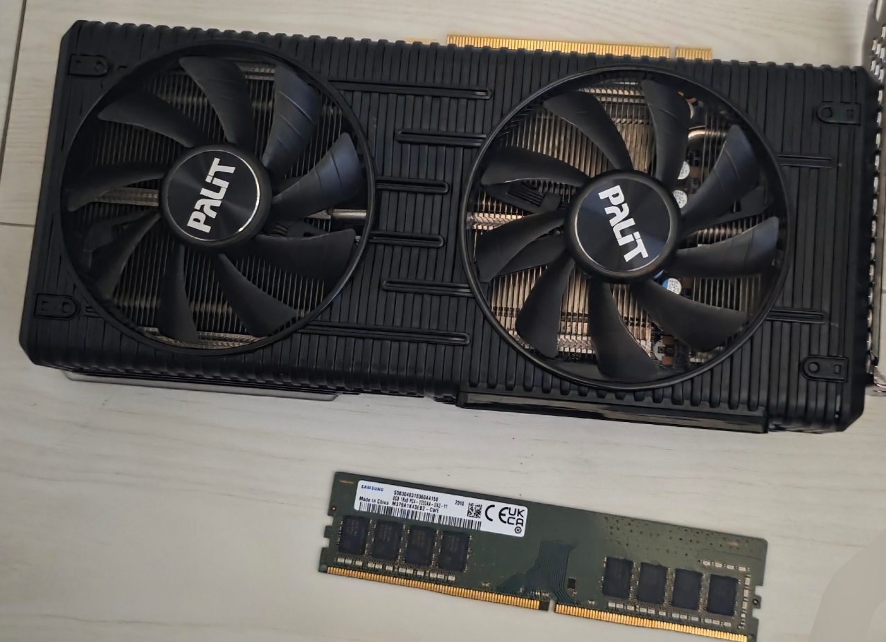PALIT製グラフィックボードとSamsung製メモリ